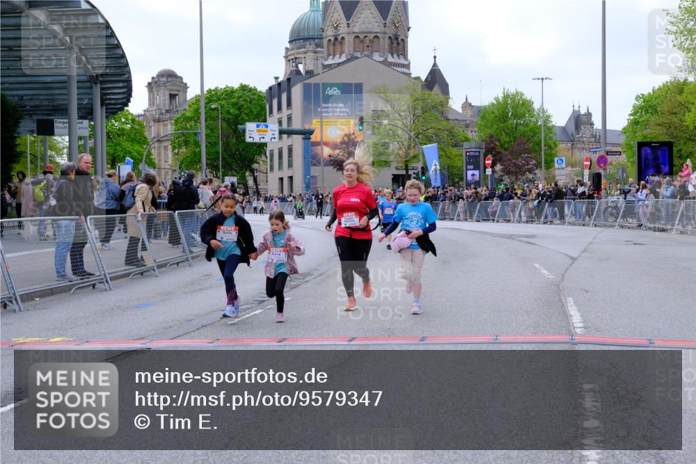 25.04.2026 - Das Zehntel Tim E. http://msf.ph/oto/9579347 25.04.2026 11:09:39 Ziel 5658, 6286, 6290, 6862, 7262, 7432, 7476 meine-sportfotos.de