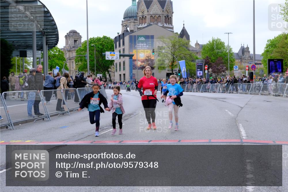 25.04.2026 - Das Zehntel Tim E. http://msf.ph/oto/9579348 25.04.2026 11:09:39 Ziel 5658, 6286, 6290, 6862, 7262, 7432, 7476 meine-sportfotos.de