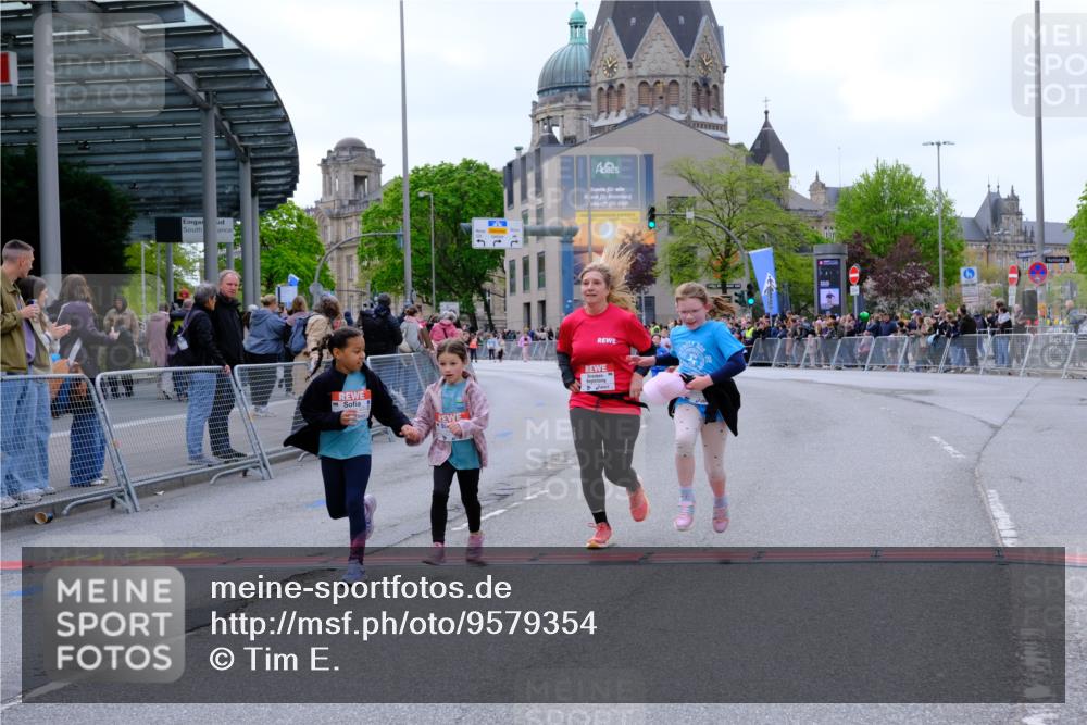 25.04.2026 - Das Zehntel Tim E. http://msf.ph/oto/9579354 25.04.2026 11:09:40 Ziel 5658, 6286, 6290, 6862, 7262, 7432, 7476 meine-sportfotos.de