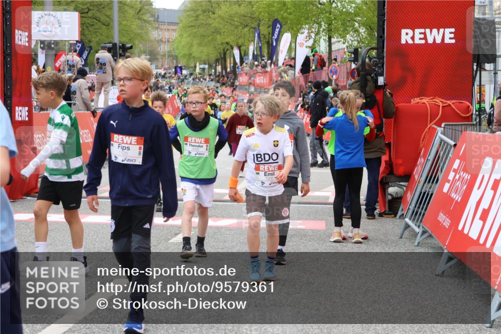25.04.2026 - Das Zehntel Strokosch-Dieckow http://msf.ph/oto/9579361 25.04.2026 08:51:36 Ziel 1125, 1200, 1284, 1523, 1731, 1987, 2751, 2806, 3261, 3303, 3309, 3843, 3967, 1125, 1200, 1284, 1523, 1731, 1987, 2751, 2806, 3261, 3303, 3309, 3843, 3967 meine-sportfotos.de