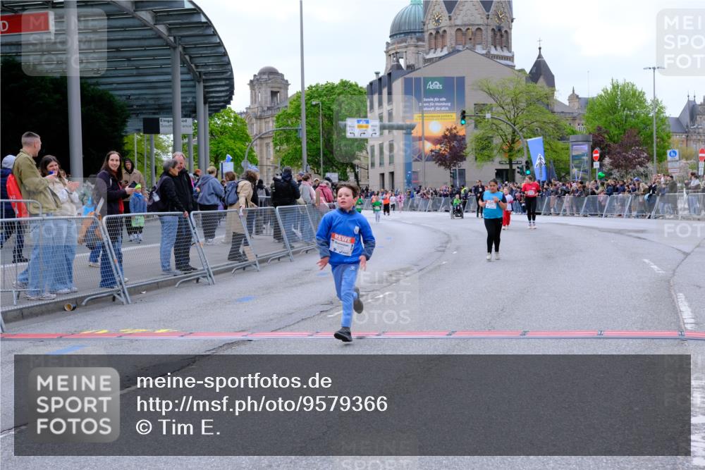 25.04.2026 - Das Zehntel Tim E. http://msf.ph/oto/9579366 25.04.2026 11:09:45 Ziel 5730, 6286, 6290, 6862, 7432, 7476 meine-sportfotos.de