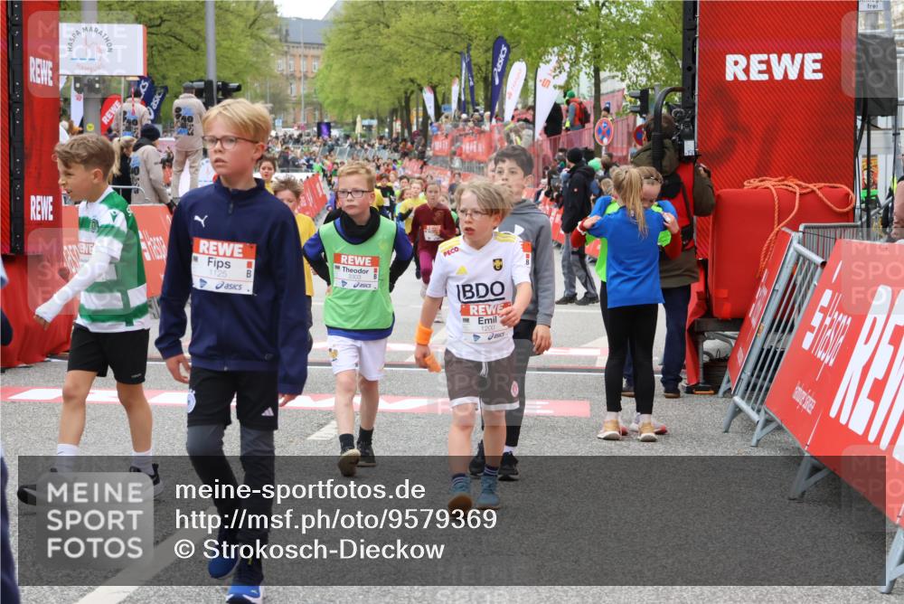 25.04.2026 - Das Zehntel Strokosch-Dieckow http://msf.ph/oto/9579369 25.04.2026 08:51:36 Ziel 1125, 1200, 1284, 1523, 1731, 1987, 2751, 2806, 3261, 3303, 3309, 3843, 3967, 1125, 1200, 1284, 1523, 1731, 1987, 2751, 2806, 3261, 3303, 3309, 3843, 3967 meine-sportfotos.de