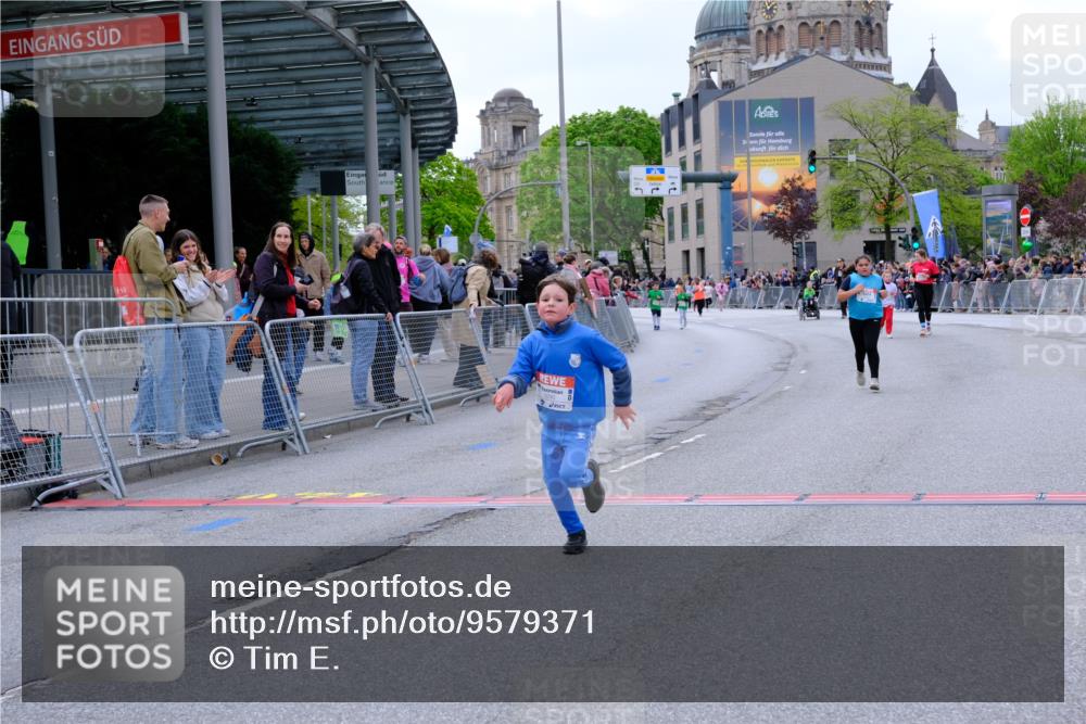 25.04.2026 - Das Zehntel Tim E. http://msf.ph/oto/9579371 25.04.2026 11:09:46 Ziel 5199, 5730, 6286, 6290, 6862, 7432, 7476 meine-sportfotos.de