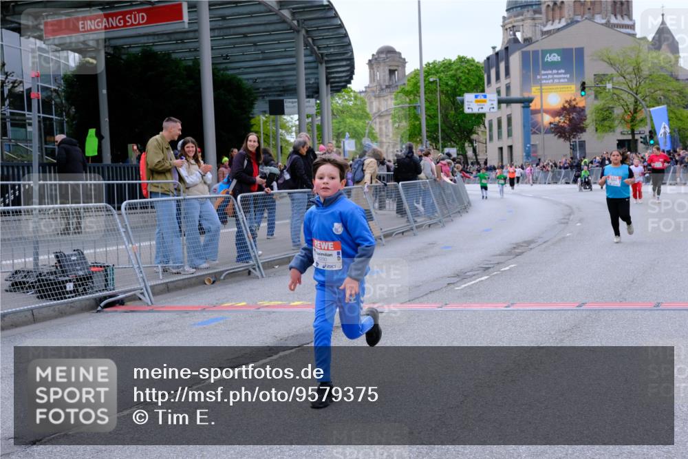 25.04.2026 - Das Zehntel Tim E. http://msf.ph/oto/9579375 25.04.2026 11:09:46 Ziel 5199, 5730, 6286, 6290, 6862, 7432, 7476 meine-sportfotos.de