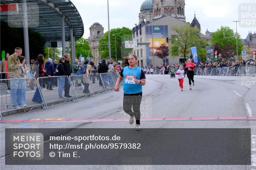 25.04.2026 - Das Zehntel Tim E. http://msf.ph/oto/9579382 25.04.2026 11:09:49 Ziel 5199, 5730, 6286, 6290 meine-sportfotos.de