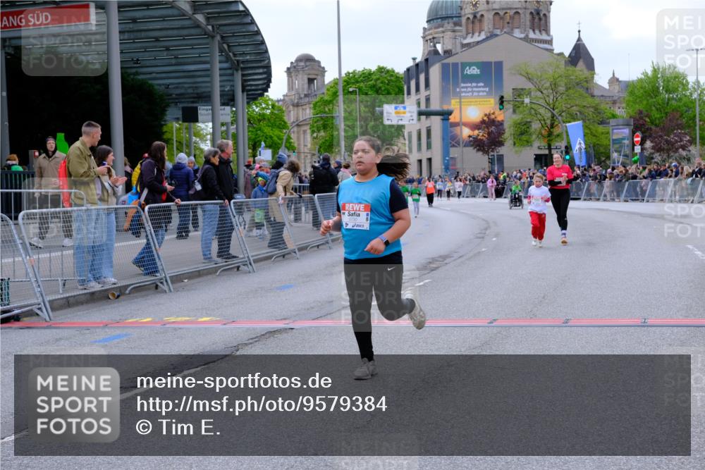 25.04.2026 - Das Zehntel Tim E. http://msf.ph/oto/9579384 25.04.2026 11:09:49 Ziel 5199, 5730, 6286, 6290 meine-sportfotos.de