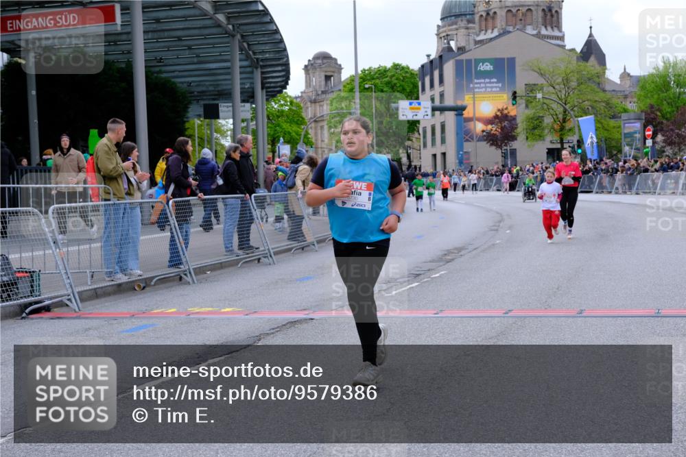 25.04.2026 - Das Zehntel Tim E. http://msf.ph/oto/9579386 25.04.2026 11:09:49 Ziel 5199, 5730, 6286, 6290 meine-sportfotos.de