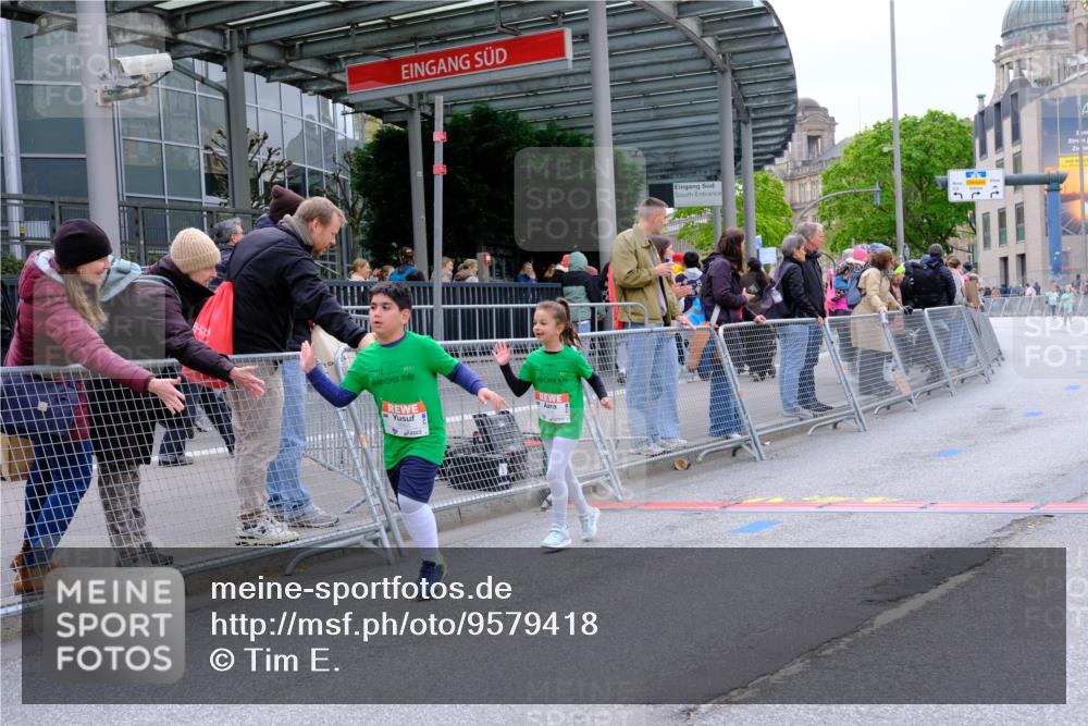 25.04.2026 - Das Zehntel Tim E. http://msf.ph/oto/9579418 25.04.2026 11:10:01 Ziel 5849, 5863, 7379 meine-sportfotos.de