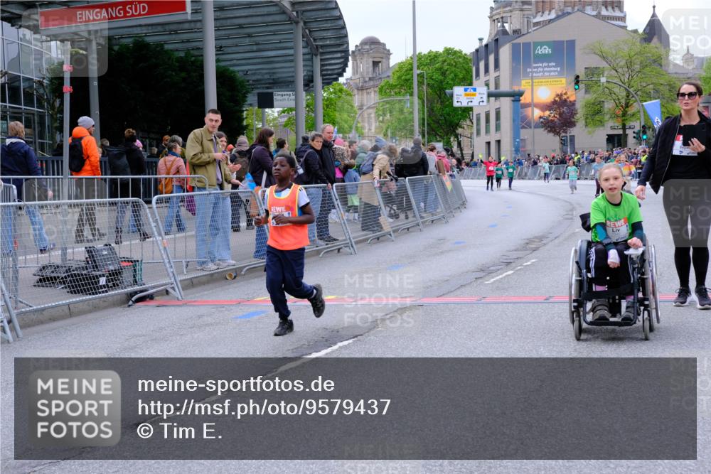 25.04.2026 - Das Zehntel Tim E. http://msf.ph/oto/9579437 25.04.2026 11:10:09 Ziel 7342, 7351, 7379, 7530, 7534 meine-sportfotos.de