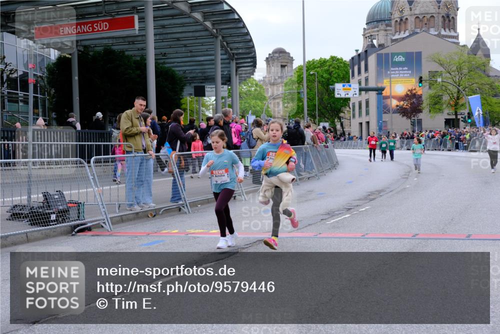 25.04.2026 - Das Zehntel Tim E. http://msf.ph/oto/9579446 25.04.2026 11:10:15 Ziel 7351, 7530, 7534 meine-sportfotos.de