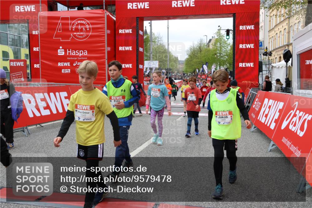25.04.2026 - Das Zehntel Strokosch-Dieckow http://msf.ph/oto/9579478 25.04.2026 08:51:51 Ziel 2162, 2169, 2338, 2598, 2616, 2624, 2800, 3097, 3461, 3648, 3933, 3978, 2162, 2169, 2338, 2598, 2616, 2624, 2800, 3097, 3461, 3648, 3933, 3978 meine-sportfotos.de