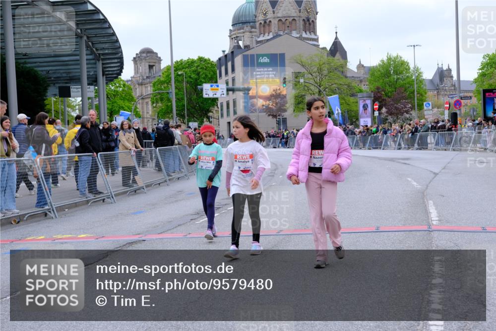 25.04.2026 - Das Zehntel Tim E. http://msf.ph/oto/9579480 25.04.2026 11:10:27 Ziel 5086, 5175, 5982, 5986, 7783, 7792 meine-sportfotos.de