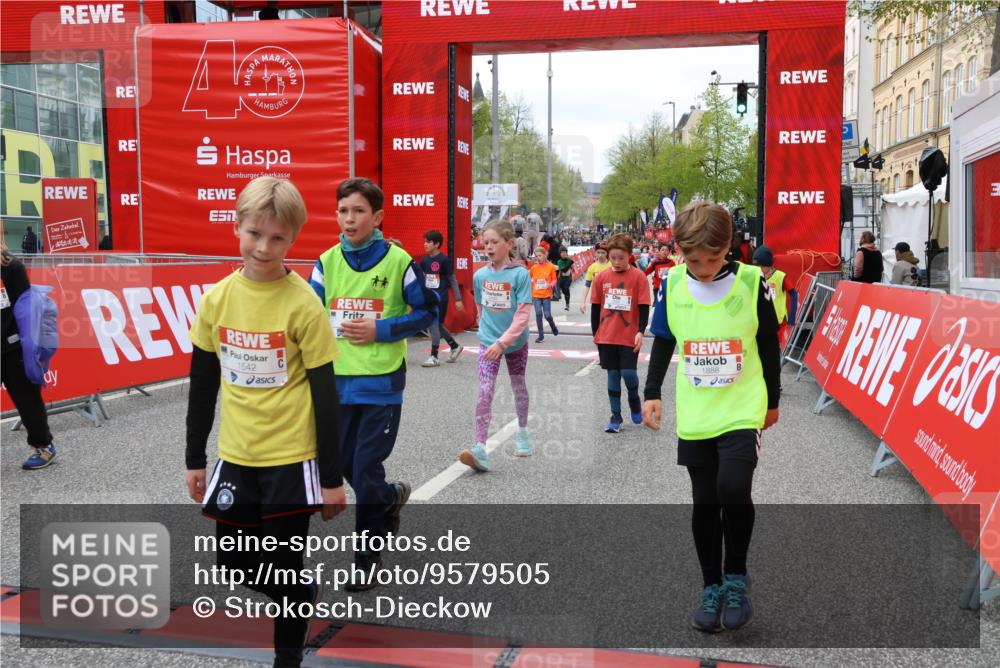 25.04.2026 - Das Zehntel Strokosch-Dieckow http://msf.ph/oto/9579505 25.04.2026 08:51:51 Ziel 2162, 2169, 2338, 2598, 2616, 2624, 2800, 3097, 3461, 3648, 3933, 3978, 2162, 2169, 2338, 2598, 2616, 2624, 2800, 3097, 3461, 3648, 3933, 3978 meine-sportfotos.de