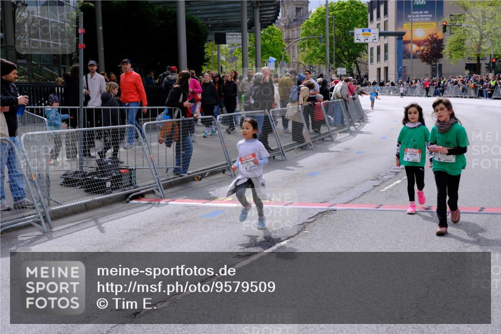 25.04.2026 - Das Zehntel Tim E. http://msf.ph/oto/9579509 25.04.2026 11:11:15 Ziel 5085, 6447, 6451 meine-sportfotos.de
