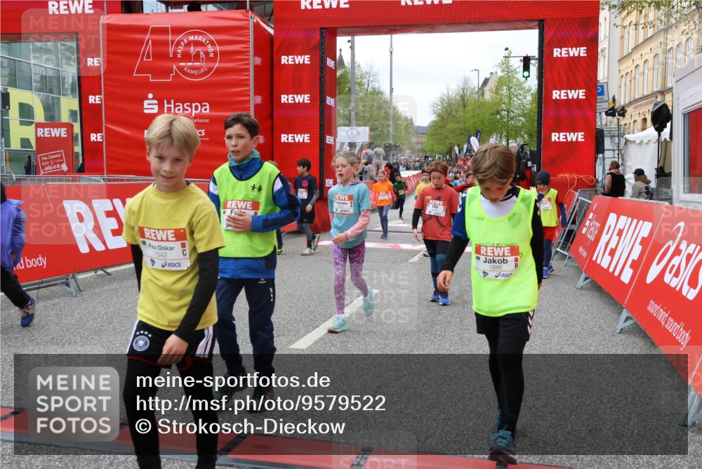 25.04.2026 - Das Zehntel Strokosch-Dieckow http://msf.ph/oto/9579522 25.04.2026 08:51:51 Ziel 2162, 2169, 2338, 2598, 2616, 2624, 2800, 3097, 3461, 3648, 3933, 3978, 2162, 2169, 2338, 2598, 2616, 2624, 2800, 3097, 3461, 3648, 3933, 3978 meine-sportfotos.de