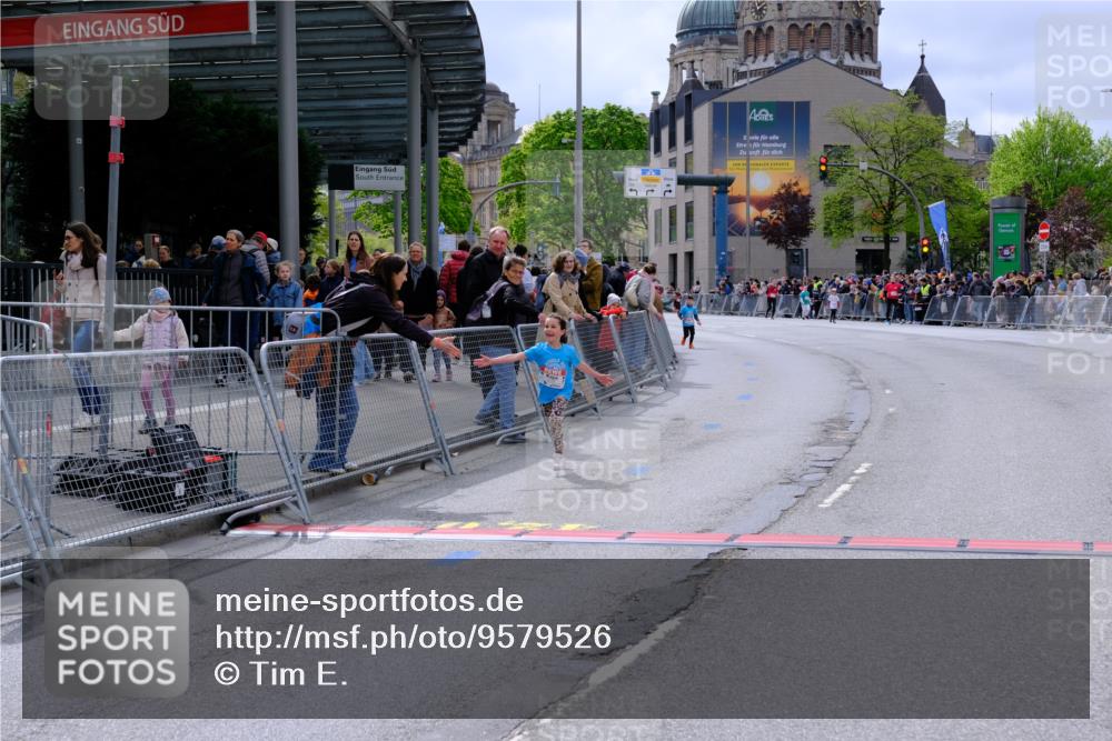 25.04.2026 - Das Zehntel Tim E. http://msf.ph/oto/9579526 25.04.2026 11:11:23 Ziel 6788 meine-sportfotos.de