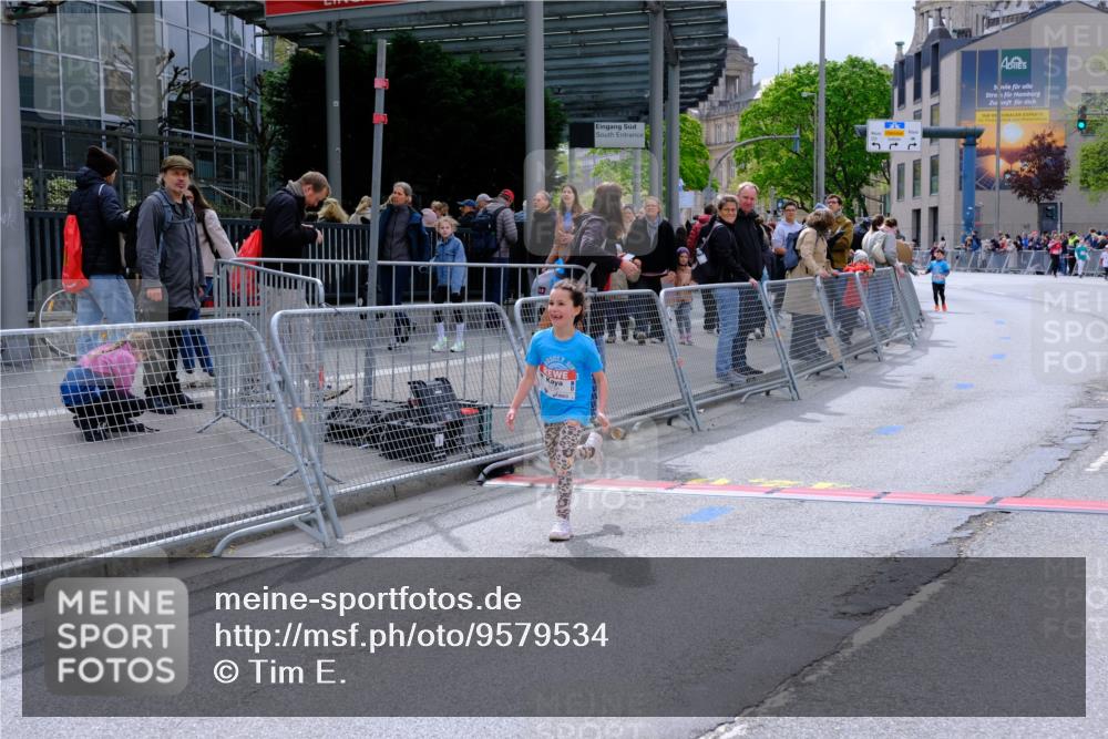 25.04.2026 - Das Zehntel Tim E. http://msf.ph/oto/9579534 25.04.2026 11:11:24 Ziel 6788 meine-sportfotos.de