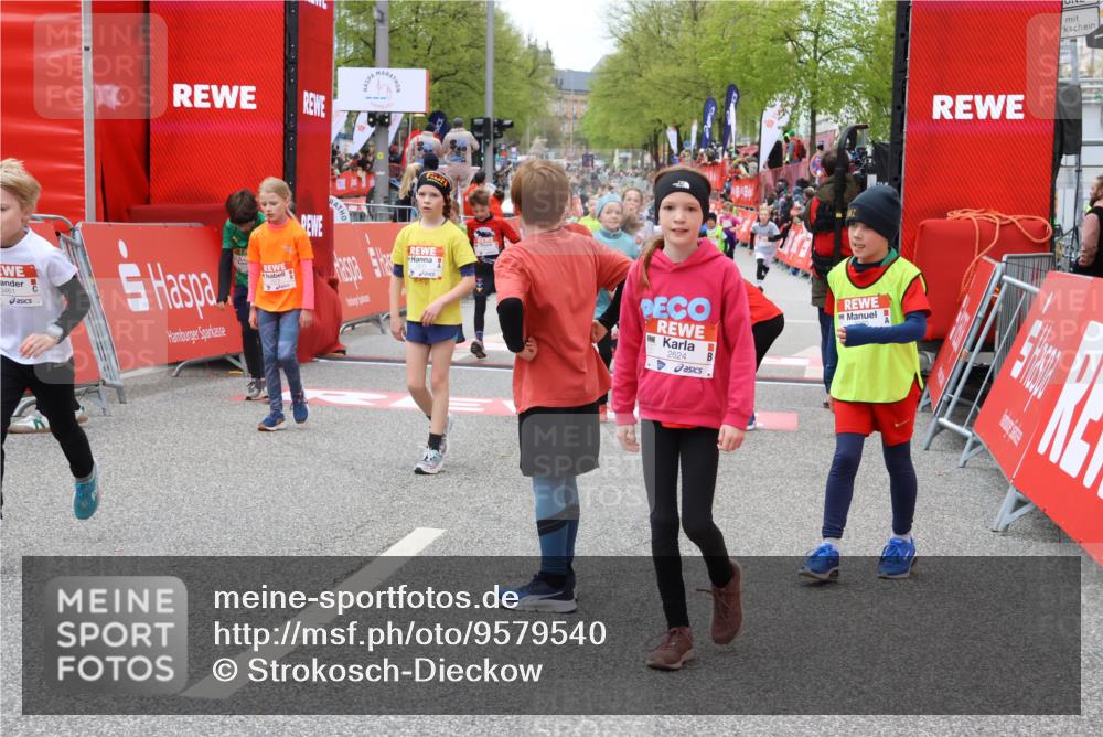 25.04.2026 - Das Zehntel Strokosch-Dieckow http://msf.ph/oto/9579540 25.04.2026 08:51:54 Ziel 2162, 2312, 2338, 2616, 2624, 2894, 3461, 3648, 3921, 3933, 3978, 2162, 2312, 2338, 2616, 2624, 2894, 3461, 3648, 3921, 3933, 3978 meine-sportfotos.de