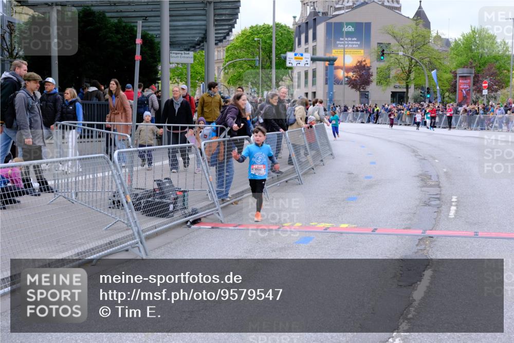25.04.2026 - Das Zehntel Tim E. http://msf.ph/oto/9579547 25.04.2026 11:11:33 Ziel 6785 meine-sportfotos.de