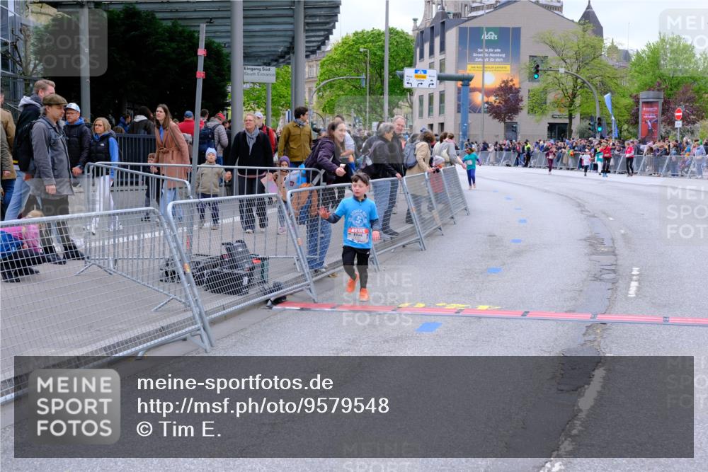 25.04.2026 - Das Zehntel Tim E. http://msf.ph/oto/9579548 25.04.2026 11:11:33 Ziel 6785 meine-sportfotos.de