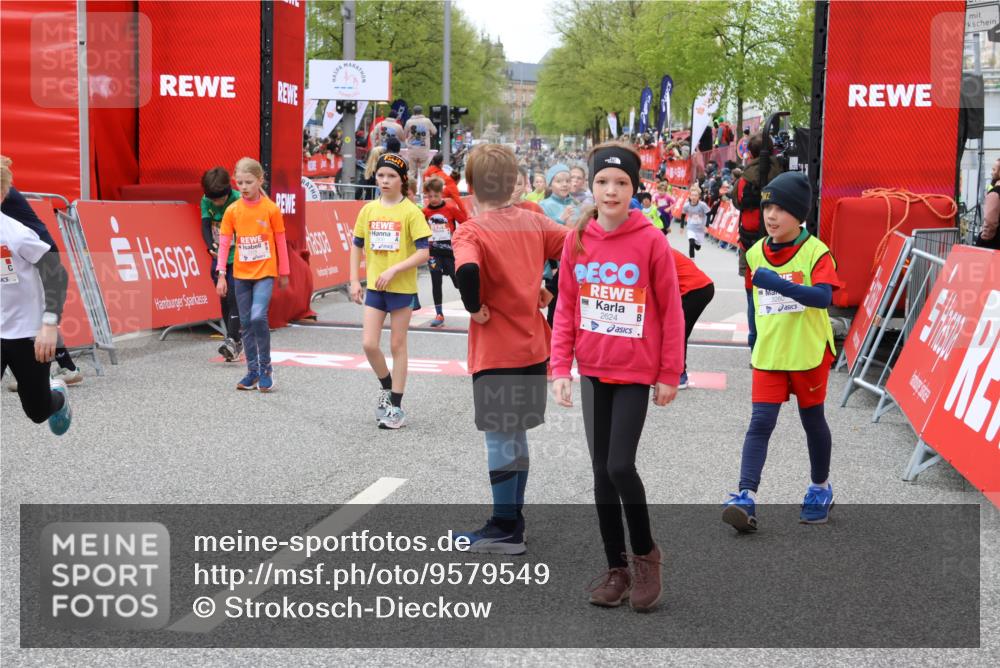 25.04.2026 - Das Zehntel Strokosch-Dieckow http://msf.ph/oto/9579549 25.04.2026 08:51:54 Ziel 2162, 2312, 2338, 2616, 2624, 2894, 3461, 3648, 3921, 3933, 3978, 2162, 2312, 2338, 2616, 2624, 2894, 3461, 3648, 3921, 3933, 3978 meine-sportfotos.de