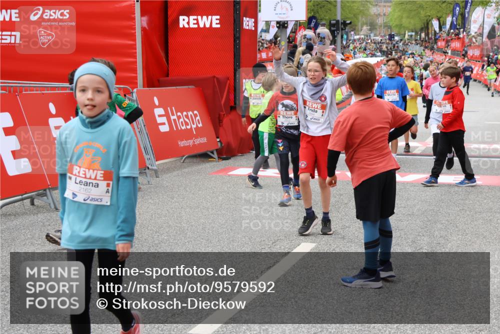 25.04.2026 - Das Zehntel Strokosch-Dieckow http://msf.ph/oto/9579592 25.04.2026 08:51:59 Ziel 2066, 2149, 2162, 2312, 2320, 2338, 2761, 2894, 3229, 3332, 3382, 3407, 3570, 3921, 4015, 2066, 2149, 2162, 2312, 2320, 2338, 2761, 2894, 3229, 3332, 3382, 3407, 3570, 3921, 4015 meine-sportfotos.de