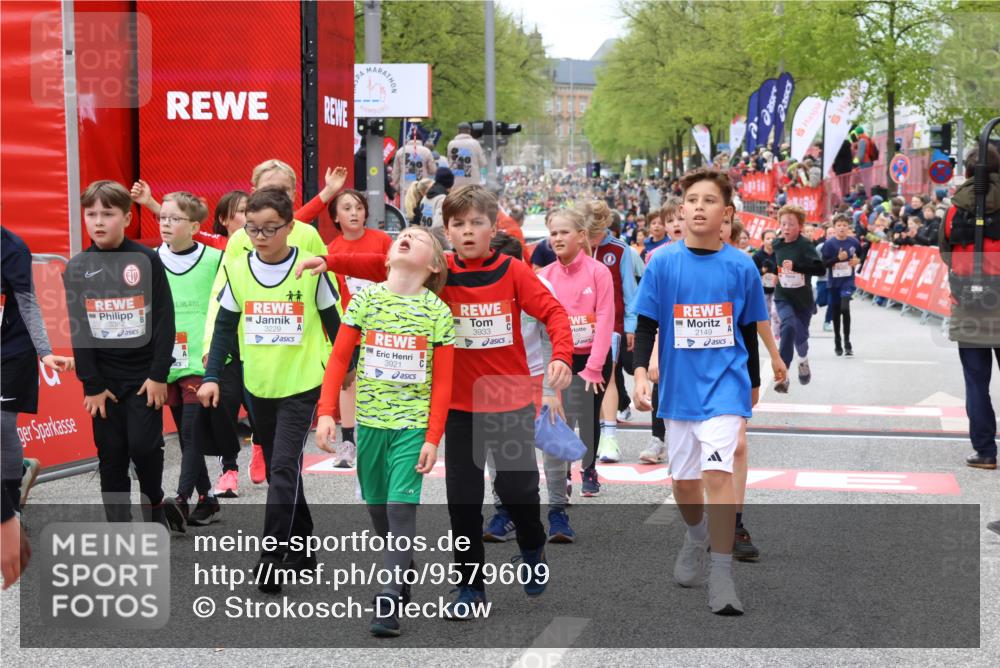 25.04.2026 - Das Zehntel Strokosch-Dieckow http://msf.ph/oto/9579609 25.04.2026 08:52:03 Ziel 1017, 1018, 1279, 1840, 2066, 2149, 2161, 2320, 2671, 2761, 3229, 3332, 3352, 3382, 3407, 3421, 3570, 3675, 4015, 1017, 1018, 1279, 1840, 2066, 2149, 2161, 2320, 2671, 2761, 3229, 3332, 3352, 3382, 3407, 3421, 3570, 3675, 4015 meine-sportfotos.de
