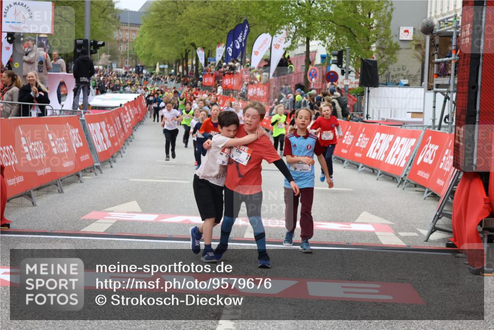 25.04.2026 - Das Zehntel Strokosch-Dieckow http://msf.ph/oto/9579676 25.04.2026 08:52:40 Ziel 1030, 1149, 1326, 1631, 1730, 2021, 2601, 2623, 2810, 2886, 2890, 3078, 3110, 3134, 3613, 3654, 3830, 1030, 1149, 1326, 1631, 1730, 2021, 2601, 2623, 2810, 2886, 2890, 3078, 3110, 3134, 3613, 3654, 3830 meine-sportfotos.de