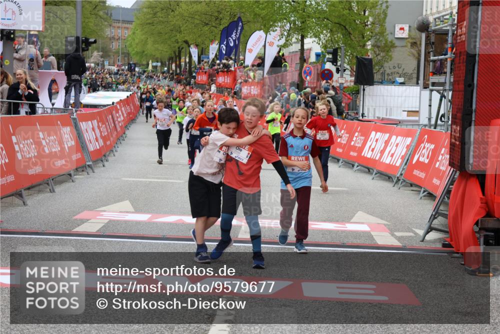 25.04.2026 - Das Zehntel Strokosch-Dieckow http://msf.ph/oto/9579677 25.04.2026 08:52:40 Ziel 1030, 1149, 1326, 1631, 1730, 2021, 2601, 2623, 2810, 2886, 2890, 3078, 3110, 3134, 3613, 3654, 3830, 1030, 1149, 1326, 1631, 1730, 2021, 2601, 2623, 2810, 2886, 2890, 3078, 3110, 3134, 3613, 3654, 3830 meine-sportfotos.de
