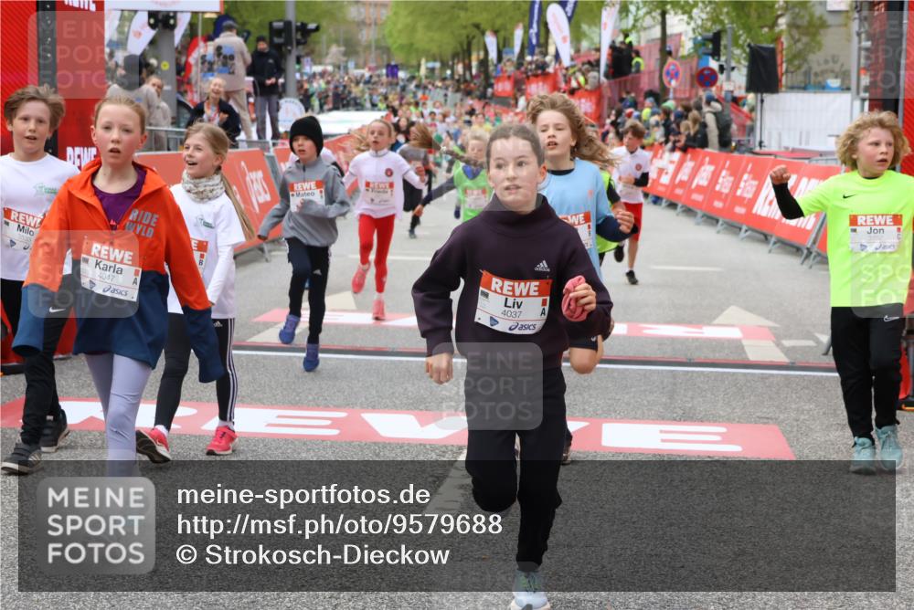 25.04.2026 - Das Zehntel Strokosch-Dieckow http://msf.ph/oto/9579688 25.04.2026 08:52:48 Ziel 1367, 1710, 1769, 2300, 2307, 2451, 2673, 2680, 2746, 2797, 2870, 2871, 2873, 2877, 2884, 2901, 2990, 3167, 3249, 3423, 3512, 3533, 3691, 3707, 3811, 3969, 4037, 4047, 1367, 1710, 1769, 2300, 2307, 2451, 2673, 2680, 2746, 2797, 2870, 2871, 2873, 2877, 2884, 2901, 2990, 3167, 3249, 3423, 3512, 3533, 3691, 3707, 3811, 3969, 4037, 4047 meine-sportfotos.de