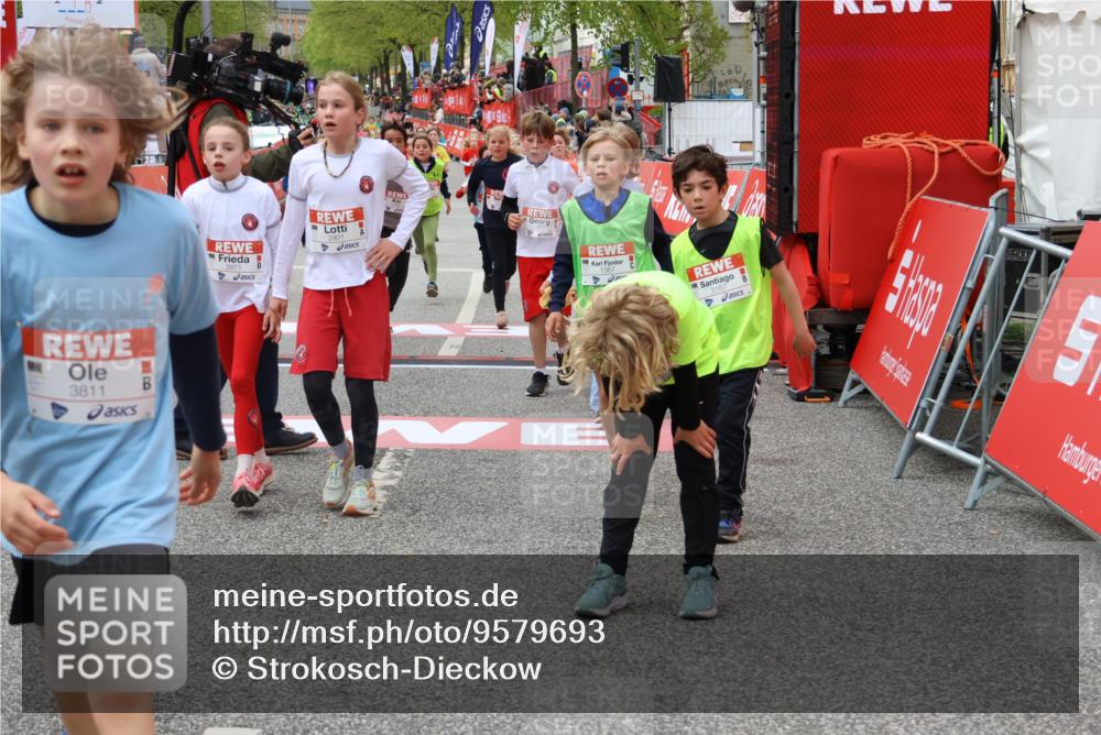 25.04.2026 - Das Zehntel Strokosch-Dieckow http://msf.ph/oto/9579693 25.04.2026 08:52:50 Ziel 1367, 1710, 1769, 1789, 2300, 2307, 2495, 2746, 2797, 2870, 2871, 2873, 2877, 2884, 2901, 3112, 3164, 3167, 3175, 3249, 3348, 3380, 3423, 3512, 3533, 3691, 3707, 3811, 4037, 1367, 1710, 1769, 1789, 2300, 2307, 2495, 2746, 2797, 2870, 2871, 2873, 2877, 2884, 2901, 3112, 3164, 3167, 3175, 3249, 3348, 3380, 3423, 3512, 3533, 3691, 3707, 3811, 4037 meine-sportfotos.de