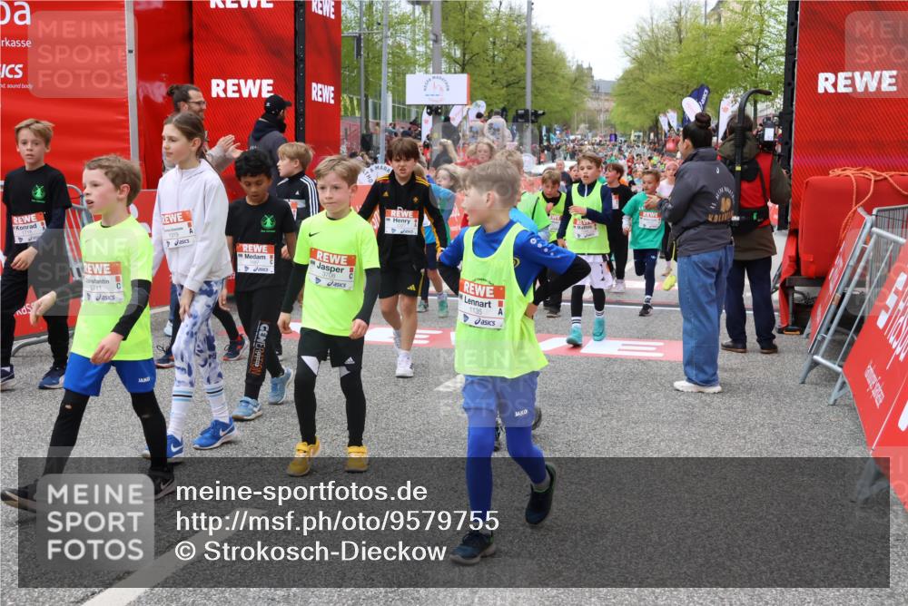 25.04.2026 - Das Zehntel Strokosch-Dieckow http://msf.ph/oto/9579755 25.04.2026 08:53:27 Ziel 1135, 1148, 1267, 1275, 1319, 1398, 1632, 1684, 1687, 1712, 1718, 1836, 2029, 2155, 2327, 2343, 2395, 2409, 2644, 2876, 2880, 3198, 3419, 3708, 3711, 1135, 1148, 1267, 1275, 1319, 1398, 1632, 1684, 1687, 1712, 1718, 1836, 2029, 2155, 2327, 2343, 2395, 2409, 2644, 2876, 2880, 3198, 3419, 3708, 3711 meine-sportfotos.de