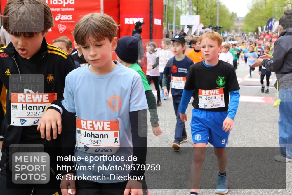 25.04.2026 - Das Zehntel Strokosch-Dieckow http://msf.ph/oto/9579759 25.04.2026 08:53:37 Ziel 1021, 1846, 2163, 2248, 2418, 2470, 2679, 3037, 3154, 3301, 3468, 3519, 3605, 3822, 4032, 4049, 1021, 1846, 2163, 2248, 2418, 2470, 2679, 3037, 3154, 3301, 3468, 3519, 3605, 3822, 4032, 4049 meine-sportfotos.de