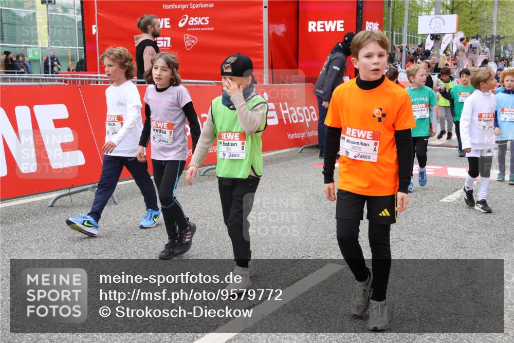 25.04.2026 - Das Zehntel Strokosch-Dieckow http://msf.ph/oto/9579772 25.04.2026 08:53:40 Ziel 1122, 1145, 1387, 2242, 2248, 2418, 2450, 2679, 3037, 3154, 3159, 3301, 3424, 3468, 3519, 3605, 3624, 3625, 3762, 3822, 4032, 1122, 1145, 1387, 2242, 2248, 2418, 2450, 2679, 3037, 3154, 3159, 3301, 3424, 3468, 3519, 3605, 3624, 3625, 3762, 3822, 4032 meine-sportfotos.de