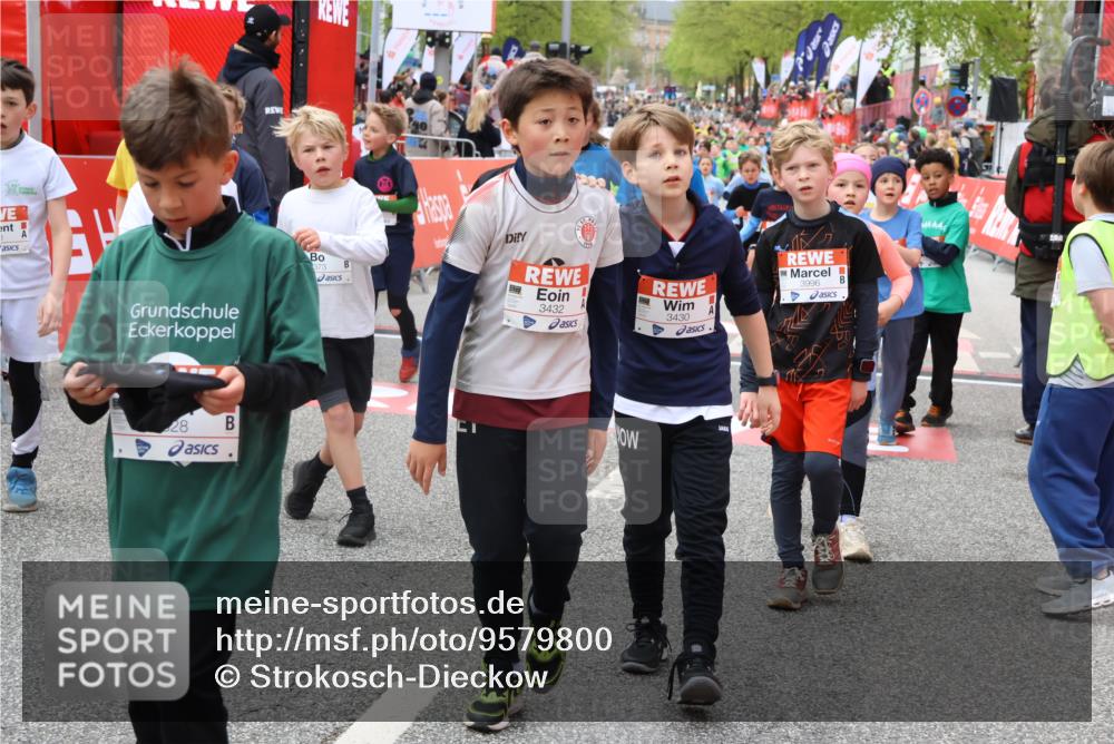 25.04.2026 - Das Zehntel Strokosch-Dieckow http://msf.ph/oto/9579800 25.04.2026 08:53:59 Ziel 1041, 1117, 1133, 1195, 1240, 1265, 1695, 1771, 1859, 2046, 2057, 2166, 2452, 2787, 3042, 3168, 3373, 3395, 3583, 3996, 1041, 1117, 1133, 1195, 1240, 1265, 1695, 1771, 1859, 2046, 2057, 2166, 2452, 2787, 3042, 3168, 3373, 3395, 3583, 3996 meine-sportfotos.de