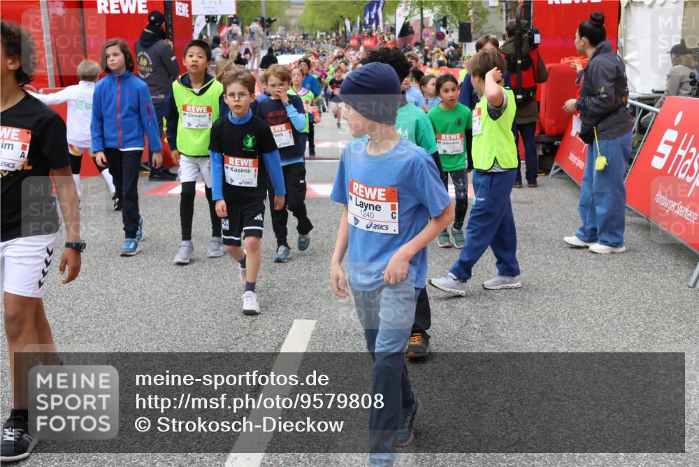 25.04.2026 - Das Zehntel Strokosch-Dieckow http://msf.ph/oto/9579808 25.04.2026 08:54:04 Ziel 1041, 1187, 1195, 1202, 1247, 1265, 1315, 1356, 1420, 1429, 1695, 1708, 1711, 1817, 1859, 2120, 2303, 2452, 2466, 3042, 3168, 3395, 3618, 1041, 1187, 1195, 1202, 1247, 1265, 1315, 1356, 1420, 1429, 1695, 1708, 1711, 1817, 1859, 2120, 2303, 2452, 2466, 3042, 3168, 3395, 3618 meine-sportfotos.de