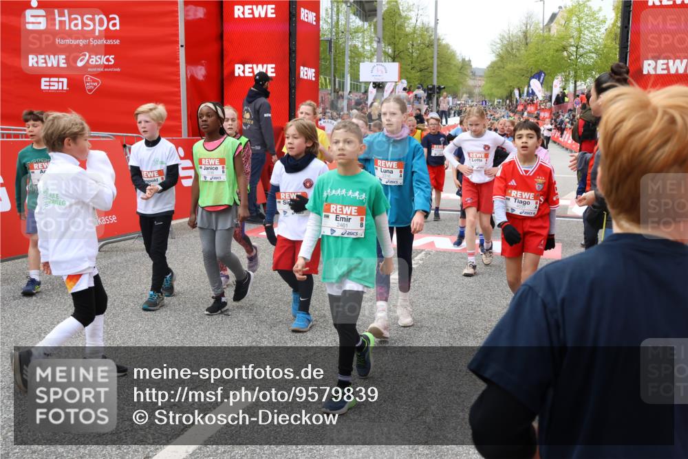 25.04.2026 - Das Zehntel Strokosch-Dieckow http://msf.ph/oto/9579839 25.04.2026 08:54:18 Ziel 1053, 1207, 1210, 1213, 1248, 1260, 1516, 1728, 2221, 2279, 2282, 2316, 2332, 2335, 2461, 2825, 2897, 3298, 3307, 3308, 3501, 3988, 4031, 1053, 1207, 1210, 1213, 1248, 1260, 1516, 1728, 2221, 2279, 2282, 2316, 2332, 2335, 2461, 2825, 2897, 3298, 3307, 3308, 3501, 3988, 4031 meine-sportfotos.de