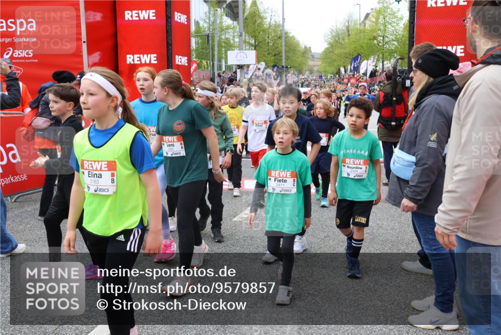 25.04.2026 - Das Zehntel Strokosch-Dieckow http://msf.ph/oto/9579857 25.04.2026 08:54:38 Ziel 1049, 1323, 1768, 1773, 1881, 2004, 2011, 2016, 2019, 2031, 2051, 2055, 2064, 2067, 2404, 2411, 2481, 2768, 2912, 2954, 3015, 3183, 3433, 3578, 3632, 3677, 3834, 3836, 3845, 3852, 1049, 1323, 1768, 1773, 1881, 2004, 2011, 2016, 2019, 2031, 2051, 2055, 2064, 2067, 2404, 2411, 2481, 2768, 2912, 2954, 3015, 3183, 3433, 3578, 3632, 3677, 3834, 3836, 3845, 3852 meine-sportfotos.de
