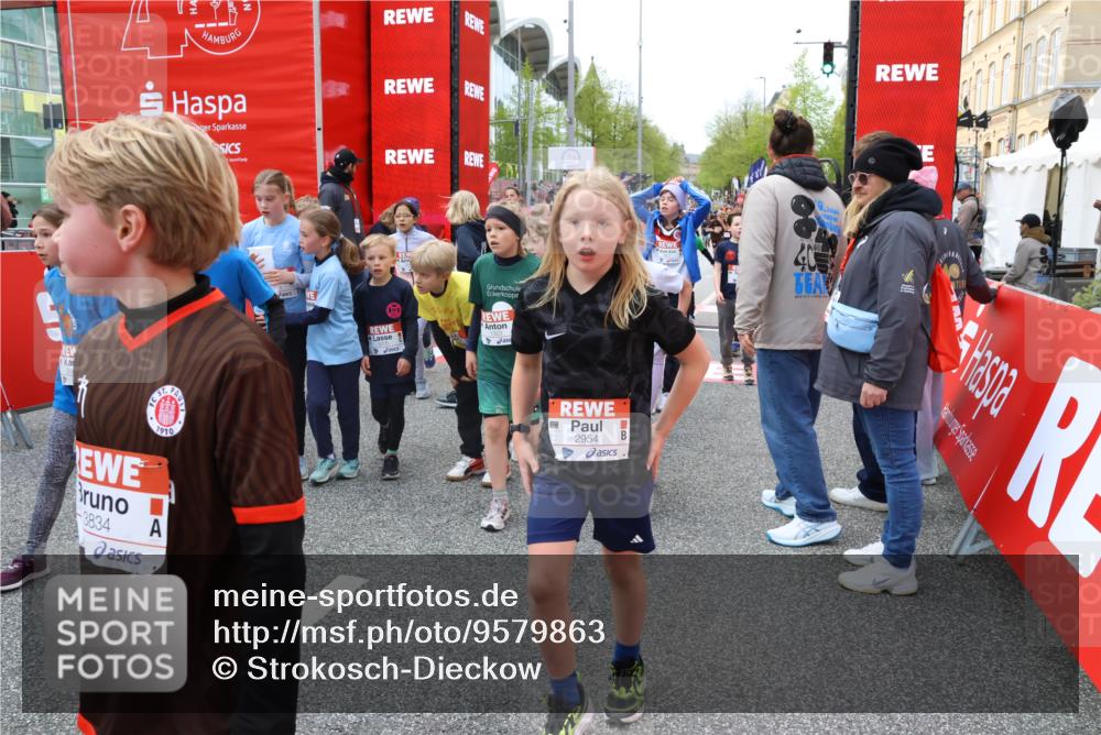25.04.2026 - Das Zehntel Strokosch-Dieckow http://msf.ph/oto/9579863 25.04.2026 08:54:44 Ziel 1693, 1707, 1783, 1784, 1790, 1796, 1842, 2004, 2016, 2031, 2051, 2067, 2481, 2912, 3015, 3109, 3192, 3312, 3578, 3632, 3677, 3836, 3852, 1693, 1707, 1783, 1784, 1790, 1796, 1842, 2004, 2016, 2031, 2051, 2067, 2481, 2912, 3015, 3109, 3192, 3312, 3578, 3632, 3677, 3836, 3852 meine-sportfotos.de