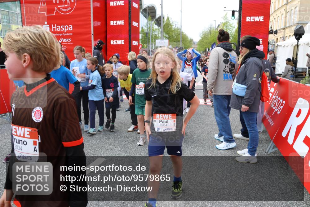 25.04.2026 - Das Zehntel Strokosch-Dieckow http://msf.ph/oto/9579865 25.04.2026 08:54:44 Ziel 1693, 1707, 1783, 1784, 1790, 1796, 1842, 2004, 2016, 2031, 2051, 2067, 2481, 2912, 3015, 3109, 3192, 3312, 3578, 3632, 3677, 3836, 3852, 1693, 1707, 1783, 1784, 1790, 1796, 1842, 2004, 2016, 2031, 2051, 2067, 2481, 2912, 3015, 3109, 3192, 3312, 3578, 3632, 3677, 3836, 3852 meine-sportfotos.de