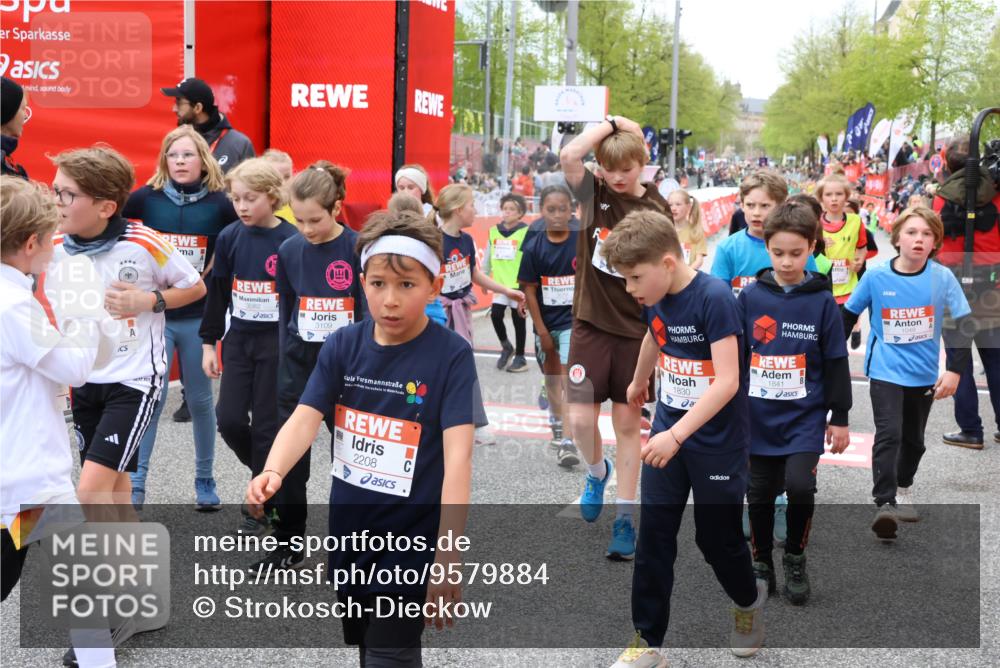 25.04.2026 - Das Zehntel Strokosch-Dieckow http://msf.ph/oto/9579884 25.04.2026 08:54:53 Ziel 1048, 1772, 1830, 1841, 2208, 2770, 2801, 2944, 3039, 3046, 3082, 3088, 3119, 3142, 3172, 3209, 3392, 3413, 3426, 3629, 3634, 3719, 3840, 3842, 1048, 1772, 1830, 1841, 2208, 2770, 2801, 2944, 3039, 3046, 3082, 3088, 3119, 3142, 3172, 3209, 3392, 3413, 3426, 3629, 3634, 3719, 3840, 3842 meine-sportfotos.de