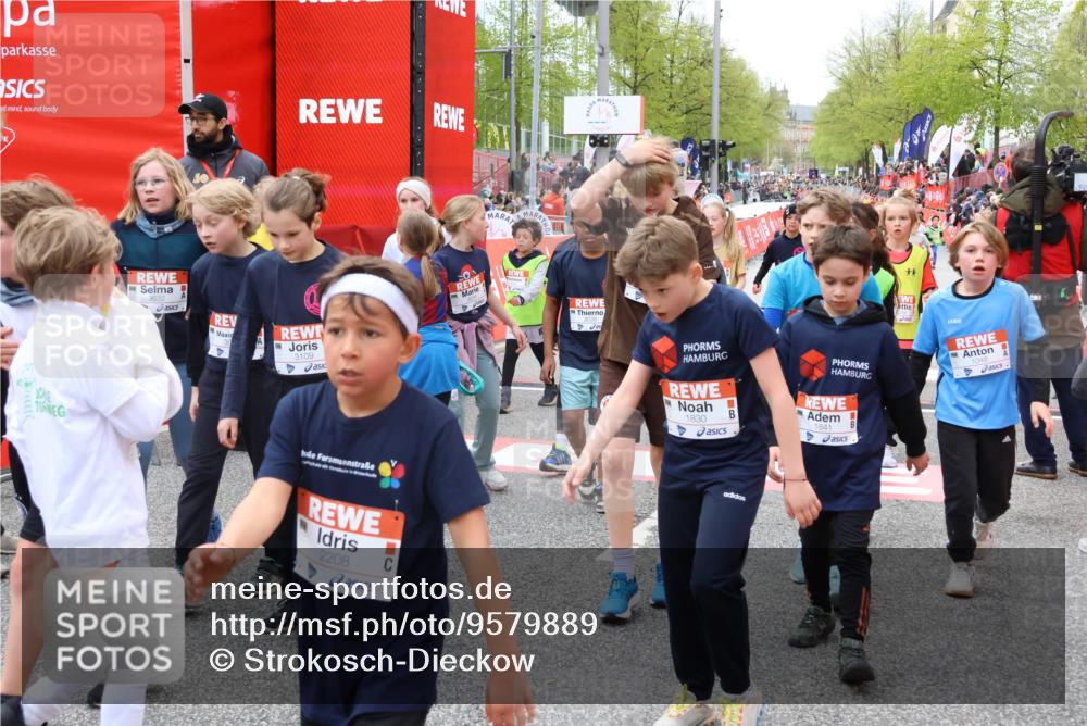 25.04.2026 - Das Zehntel Strokosch-Dieckow http://msf.ph/oto/9579889 25.04.2026 08:54:54 Ziel 1048, 1772, 1830, 1841, 2208, 2770, 2801, 2944, 3039, 3046, 3082, 3088, 3119, 3142, 3172, 3209, 3392, 3413, 3426, 3629, 3634, 3719, 3840, 3842, 1048, 1772, 1830, 1841, 2208, 2770, 2801, 2944, 3039, 3046, 3082, 3088, 3119, 3142, 3172, 3209, 3392, 3413, 3426, 3629, 3634, 3719, 3840, 3842 meine-sportfotos.de
