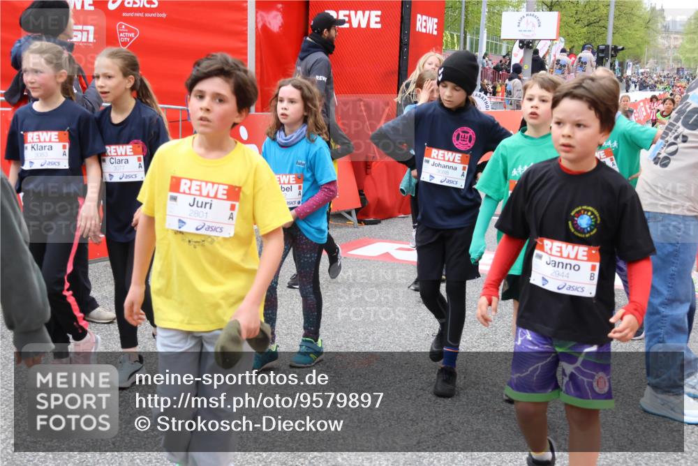 25.04.2026 - Das Zehntel Strokosch-Dieckow http://msf.ph/oto/9579897 25.04.2026 08:55:01 Ziel 1254, 1261, 1407, 1438, 1653, 2422, 2521, 2944, 3077, 3083, 3217, 3505, 3537, 3573, 3589, 3667, 3669, 3676, 3990, 4001, 4003, 1254, 1261, 1407, 1438, 1653, 2422, 2521, 2944, 3077, 3083, 3217, 3505, 3537, 3573, 3589, 3667, 3669, 3676, 3990, 4001, 4003 meine-sportfotos.de