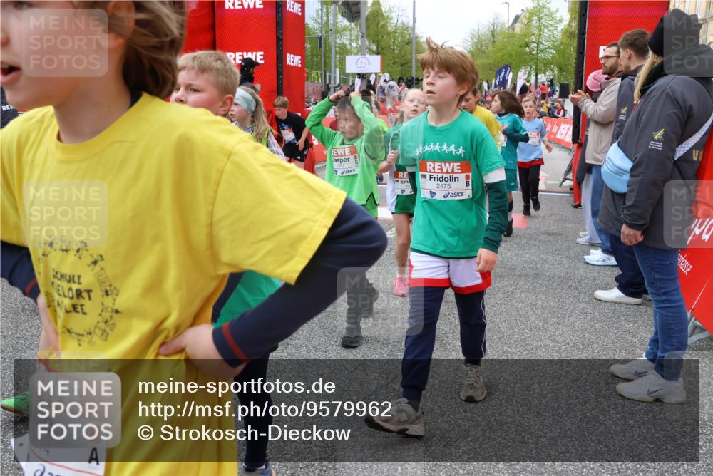 25.04.2026 - Das Zehntel Strokosch-Dieckow http://msf.ph/oto/9579962 25.04.2026 08:55:21 Ziel 1201, 1301, 1346, 1436, 1506, 1644, 1760, 1922, 1985, 2045, 2049, 2072, 2249, 2264, 2298, 2475, 2510, 2738, 2764, 2859, 2977, 3131, 3146, 3532, 3592, 3759, 3853, 3916, 3986, 1201, 1301, 1346, 1436, 1506, 1644, 1760, 1922, 1985, 2045, 2049, 2072, 2249, 2264, 2298, 2475, 2510, 2738, 2764, 2859, 2977, 3131, 3146, 3532, 3592, 3759, 3853, 3916, 3986 meine-sportfotos.de