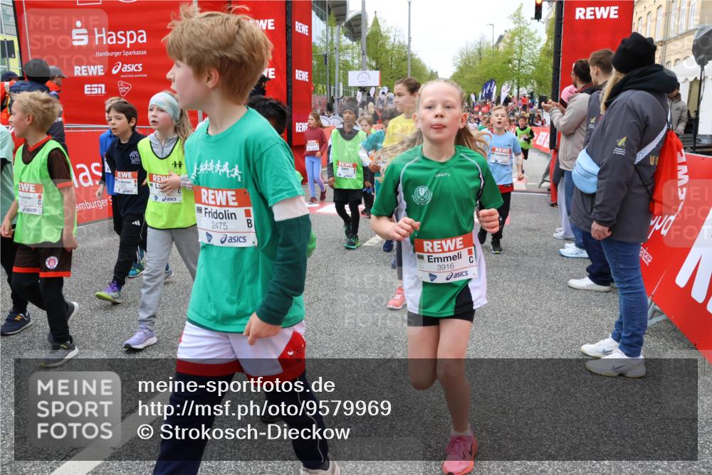 25.04.2026 - Das Zehntel Strokosch-Dieckow http://msf.ph/oto/9579969 25.04.2026 08:55:22 Ziel 1201, 1346, 1436, 1506, 1644, 1760, 1922, 1985, 2045, 2049, 2072, 2249, 2264, 2298, 2475, 2510, 2649, 2738, 2764, 2859, 2977, 3102, 3146, 3532, 3592, 3759, 3853, 3916, 3986, 1201, 1346, 1436, 1506, 1644, 1760, 1922, 1985, 2045, 2049, 2072, 2249, 2264, 2298, 2475, 2510, 2649, 2738, 2764, 2859, 2977, 3102, 3146, 3532, 3592, 3759, 3853, 3916, 3986 meine-sportfotos.de