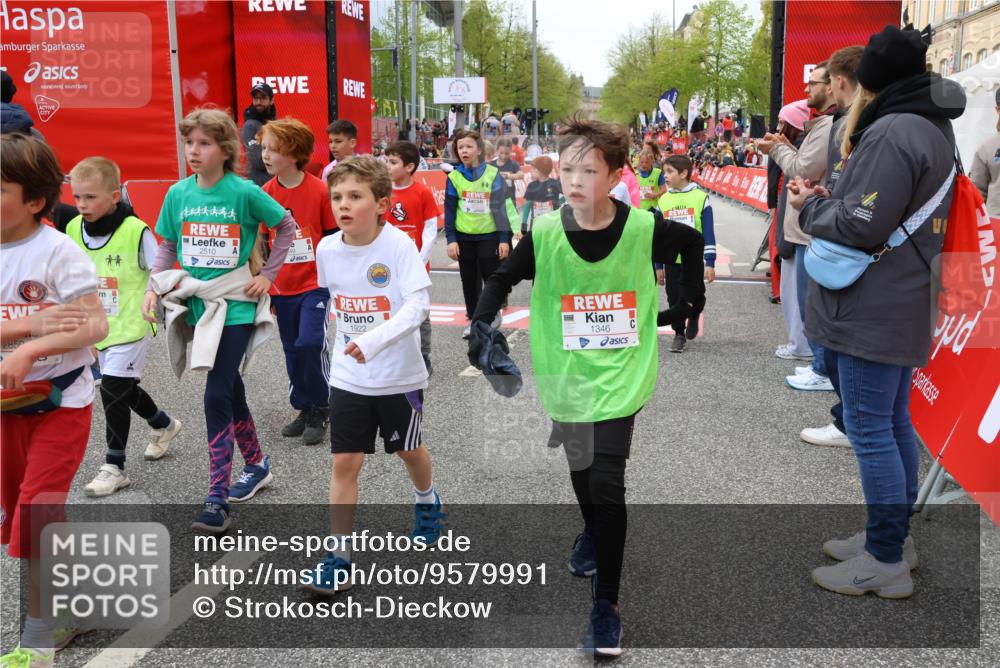 25.04.2026 - Das Zehntel Strokosch-Dieckow http://msf.ph/oto/9579991 25.04.2026 08:55:28 Ziel 1346, 1655, 1868, 1874, 1922, 2049, 2072, 2249, 2269, 2286, 2510, 2591, 2641, 2649, 2654, 2883, 2977, 3074, 3089, 3102, 3146, 3173, 3201, 3258, 3593, 1346, 1655, 1868, 1874, 1922, 2049, 2072, 2249, 2269, 2286, 2510, 2591, 2641, 2649, 2654, 2883, 2977, 3074, 3089, 3102, 3146, 3173, 3201, 3258, 3593 meine-sportfotos.de