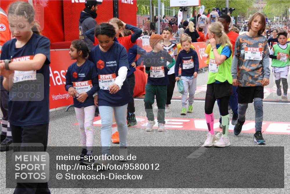 25.04.2026 - Das Zehntel Strokosch-Dieckow http://msf.ph/oto/9580012 25.04.2026 08:55:34 Ziel 1868, 1874, 1937, 2211, 2251, 2286, 2639, 2641, 2654, 2733, 2763, 2940, 3089, 3258, 3294, 1868, 1874, 1937, 2211, 2251, 2286, 2639, 2641, 2654, 2733, 2763, 2940, 3089, 3258, 3294 meine-sportfotos.de
