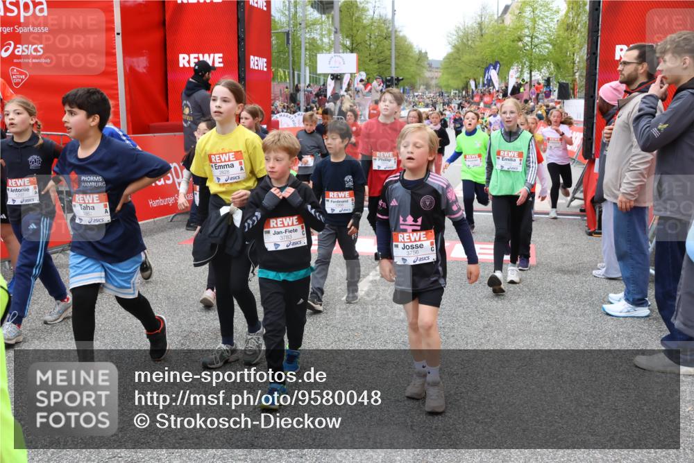 25.04.2026 - Das Zehntel Strokosch-Dieckow http://msf.ph/oto/9580048 25.04.2026 08:55:59 Ziel 1038, 1045, 1090, 1266, 1297, 1306, 1340, 1517, 1550, 1642, 1834, 1867, 2039, 2047, 2619, 2633, 2828, 3120, 3126, 3340, 3358, 3379, 3936, 1038, 1045, 1090, 1266, 1297, 1306, 1340, 1517, 1550, 1642, 1834, 1867, 2039, 2047, 2619, 2633, 2828, 3120, 3126, 3340, 3358, 3379, 3936 meine-sportfotos.de