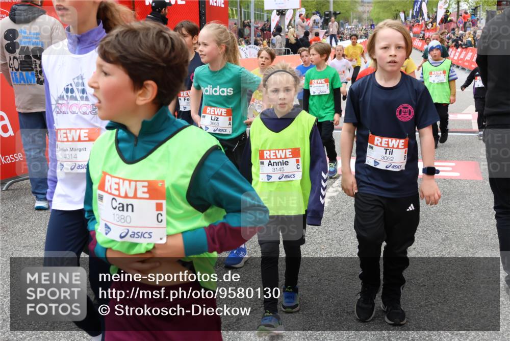 25.04.2026 - Das Zehntel Strokosch-Dieckow http://msf.ph/oto/9580130 25.04.2026 08:56:12 Ziel 1070, 1160, 1304, 1381, 1657, 1818, 2056, 2398, 2439, 2584, 2650, 2711, 2769, 2793, 3062, 3091, 3128, 3516, 3668, 3678, 3721, 3814, 3893, 1070, 1160, 1304, 1381, 1657, 1818, 2056, 2398, 2439, 2584, 2650, 2711, 2769, 2793, 3062, 3091, 3128, 3516, 3668, 3678, 3721, 3814, 3893 meine-sportfotos.de