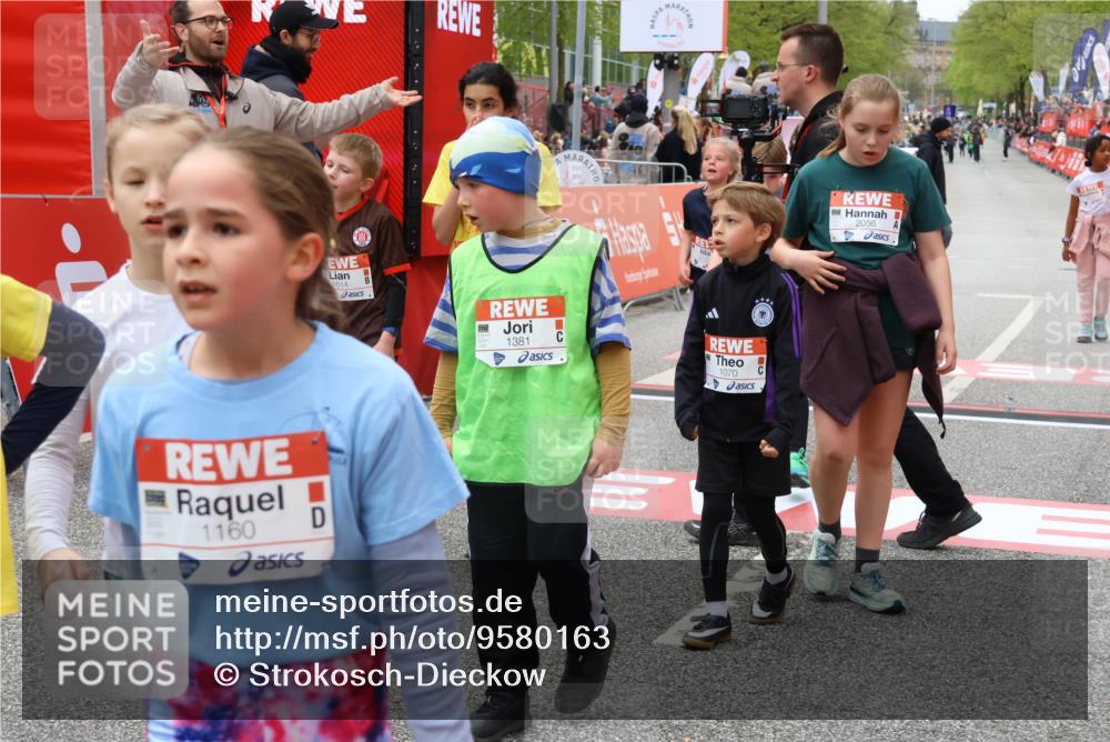 25.04.2026 - Das Zehntel Strokosch-Dieckow http://msf.ph/oto/9580163 25.04.2026 08:56:18 Ziel 1056, 1070, 1160, 1424, 1565, 1614, 1975, 2037, 2056, 2387, 2398, 2682, 2769, 3105, 3445, 3516, 3757, 3814, 3893, 4006, 1056, 1070, 1160, 1424, 1565, 1614, 1975, 2037, 2056, 2387, 2398, 2682, 2769, 3105, 3445, 3516, 3757, 3814, 3893, 4006 meine-sportfotos.de